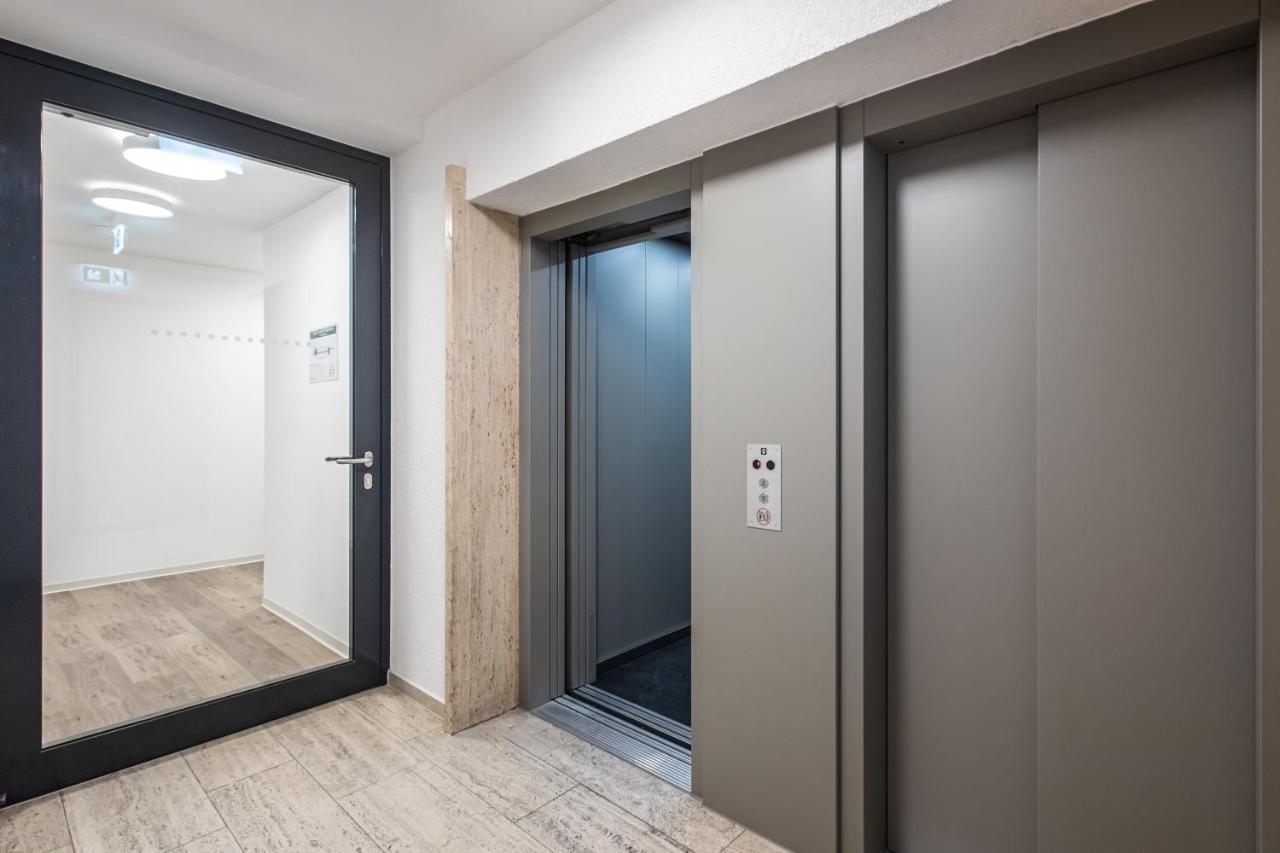 Appartement Modern Studio And Good Located à Francfort-sur-le-Main Extérieur photo